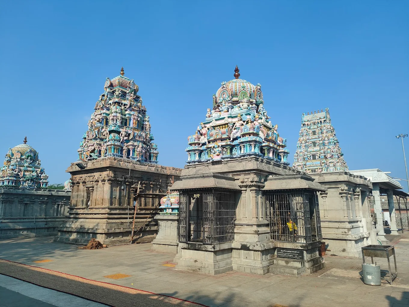 Chennimalai Murugan Temple